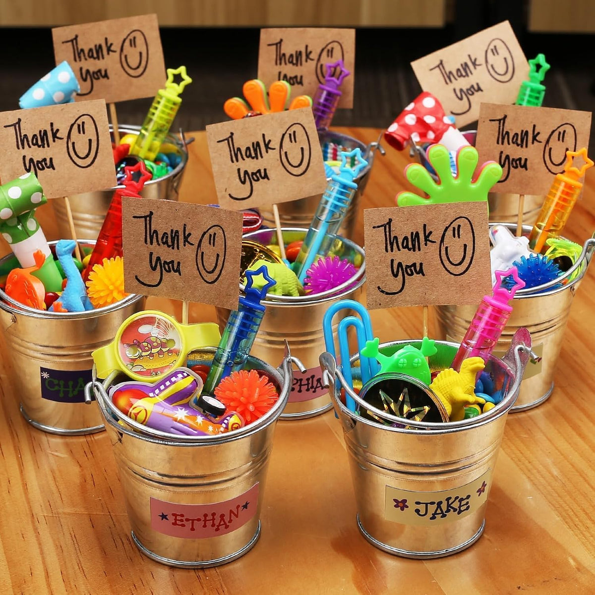 32 Pcs 8 Colors Neon Mini Star Bubble Wand, Party Favors for Kids
